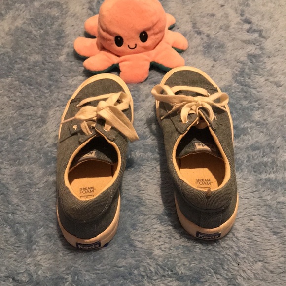 blue and white keds - Picture 2 of 3